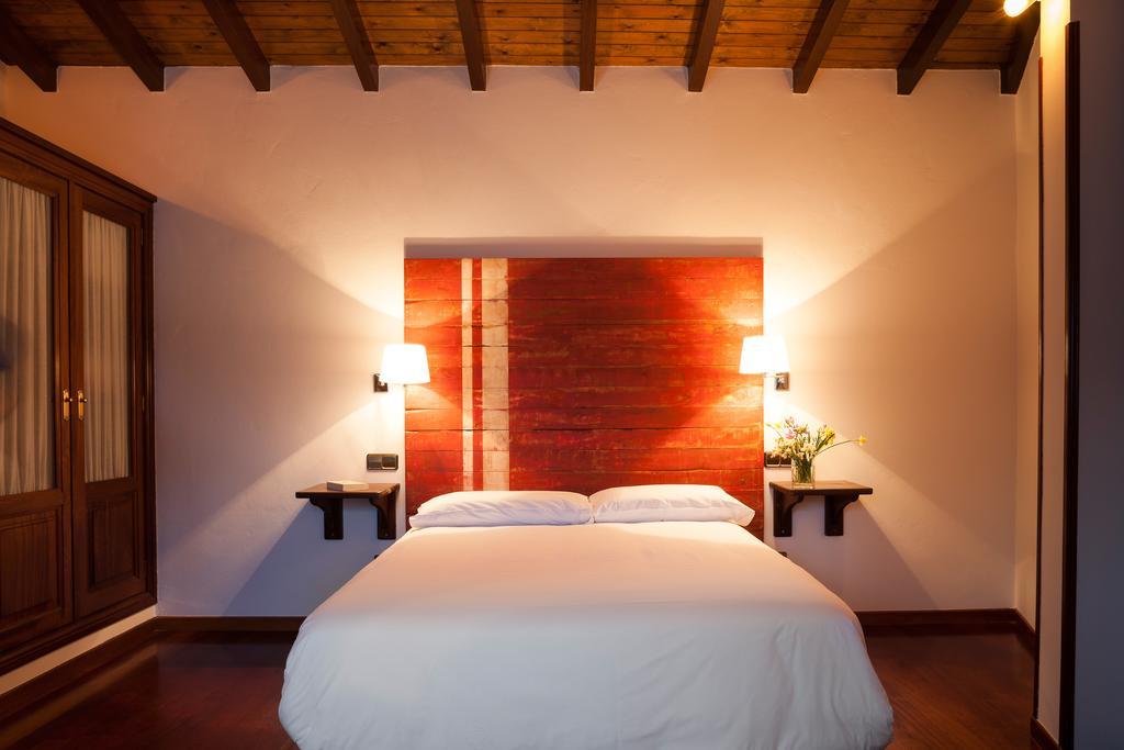Hotel Restaurante Cabo Vidio Oviñana Buitenkant foto